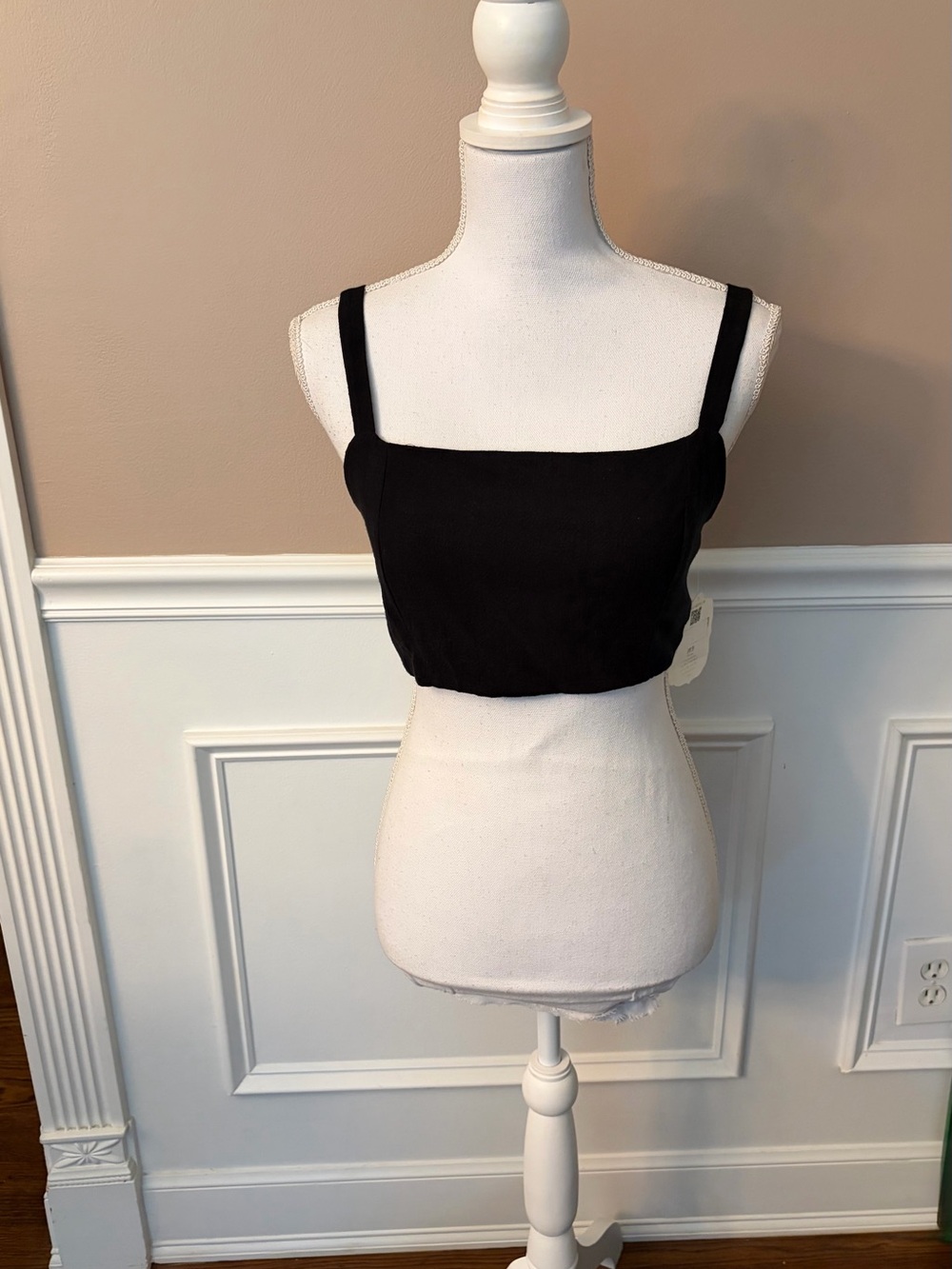 Altar’d State Black Tie Back Crop Top Medium NWT